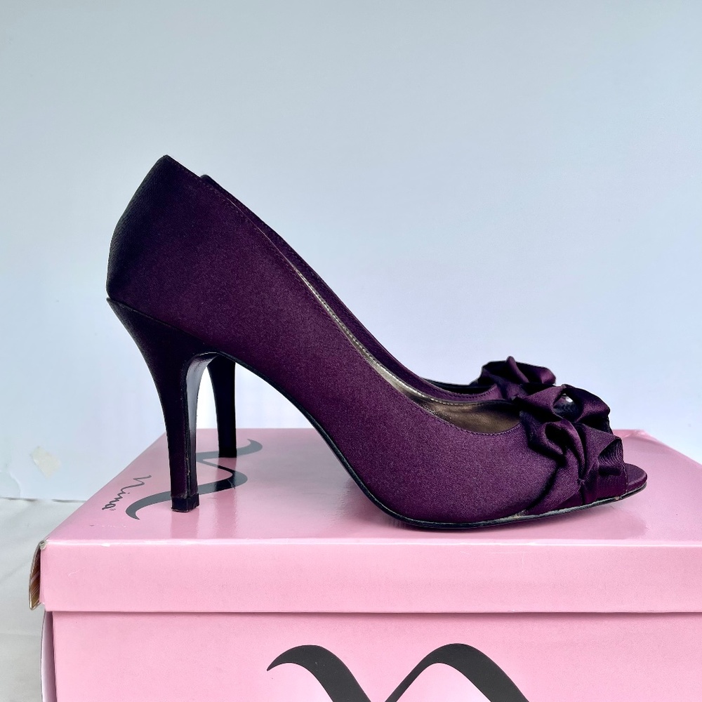 Nina “Fritty” Deep Wine Royal color heels 7.5M